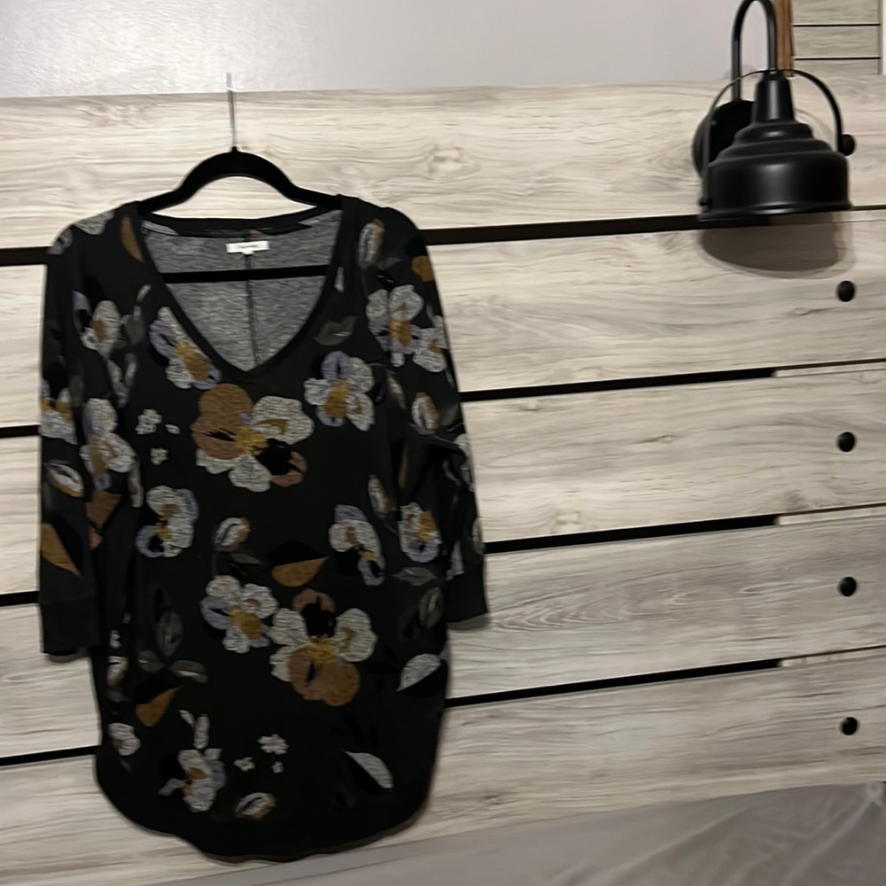 Maurice. Lightweight Sweater. 3/4 length sleeve